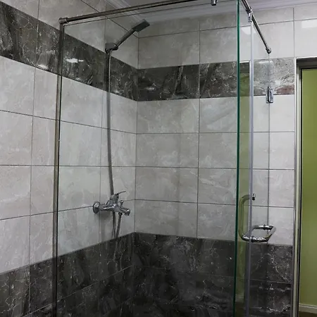 아파트 Euonia 티라나